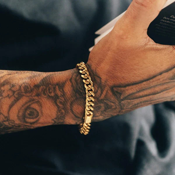 Infinity Bracelet in Men's Gold